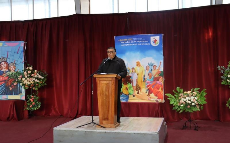 Visita del Vicario Inspectorial Salesiano, Padre Juan Bustamante, a Nuestra Comunidad Educativa