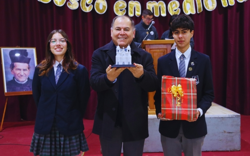 Padre Inspector Nelson Moreno Ruiz inicia visita a nuestra Casa Salesiana con emotivo