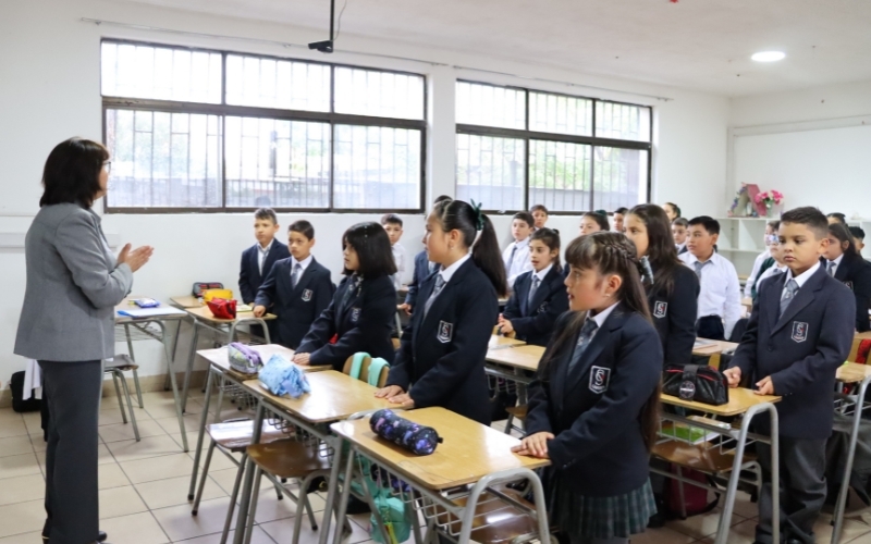 Alegría, Reencuentros y Nuevos Desafíos: Así Vivimos el Primer Día de Clases 2026