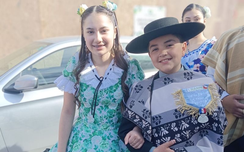 Con Gran Orgullo Salesiano, Estudiantes Representaron a Linares en Regional de Cueca