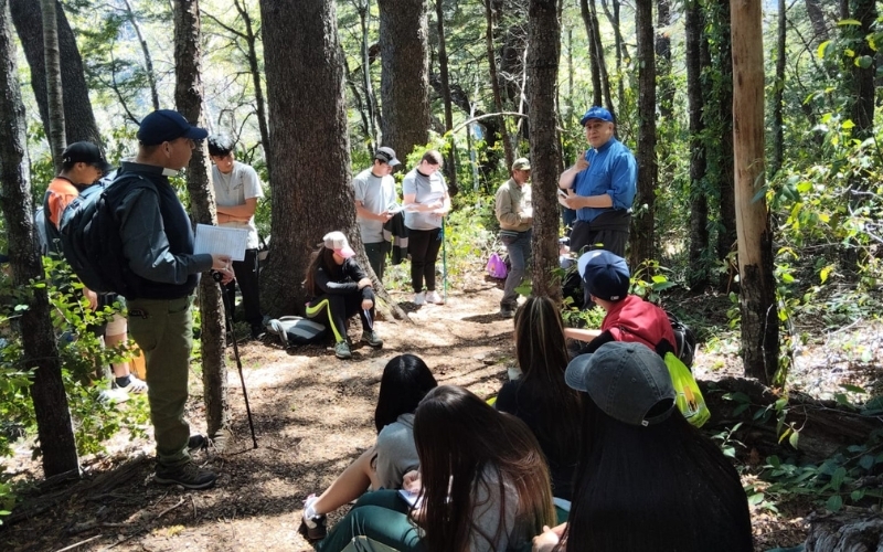 Jóvenes de la Comunidad Peregrinos de Emaús Vivieron Jornada de Fe y Liderazgo en la Naturaleza