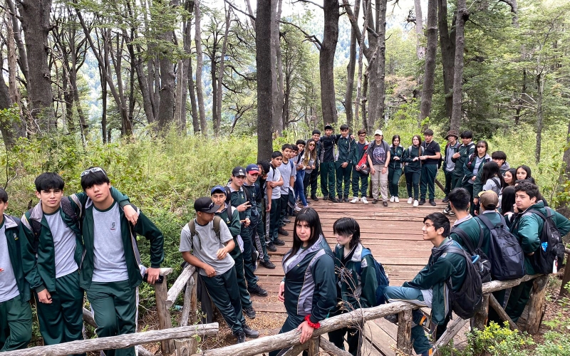Descubriendo la Naturaleza: Alumnos de Salesianos Linares en la Reserva Altos de Lircay